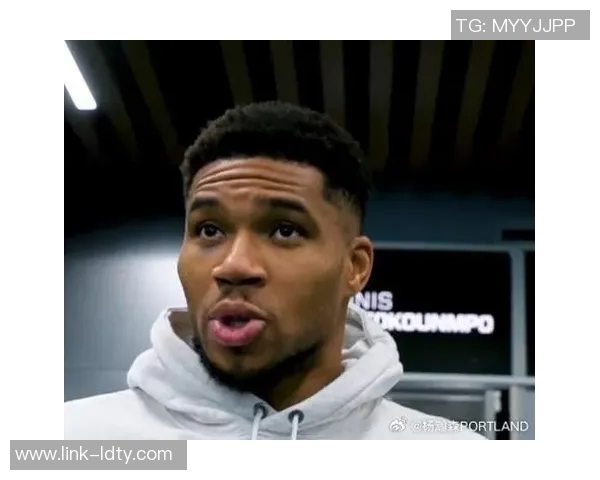 字母哥分享眼部淤青原因逛超市遭遇抢劫勇敢制服歹徒受伤